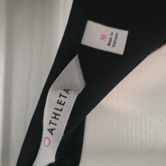 Athleta Black Dunes Eyelet Black Lace Women's Top Medium - Picture 5 of 8